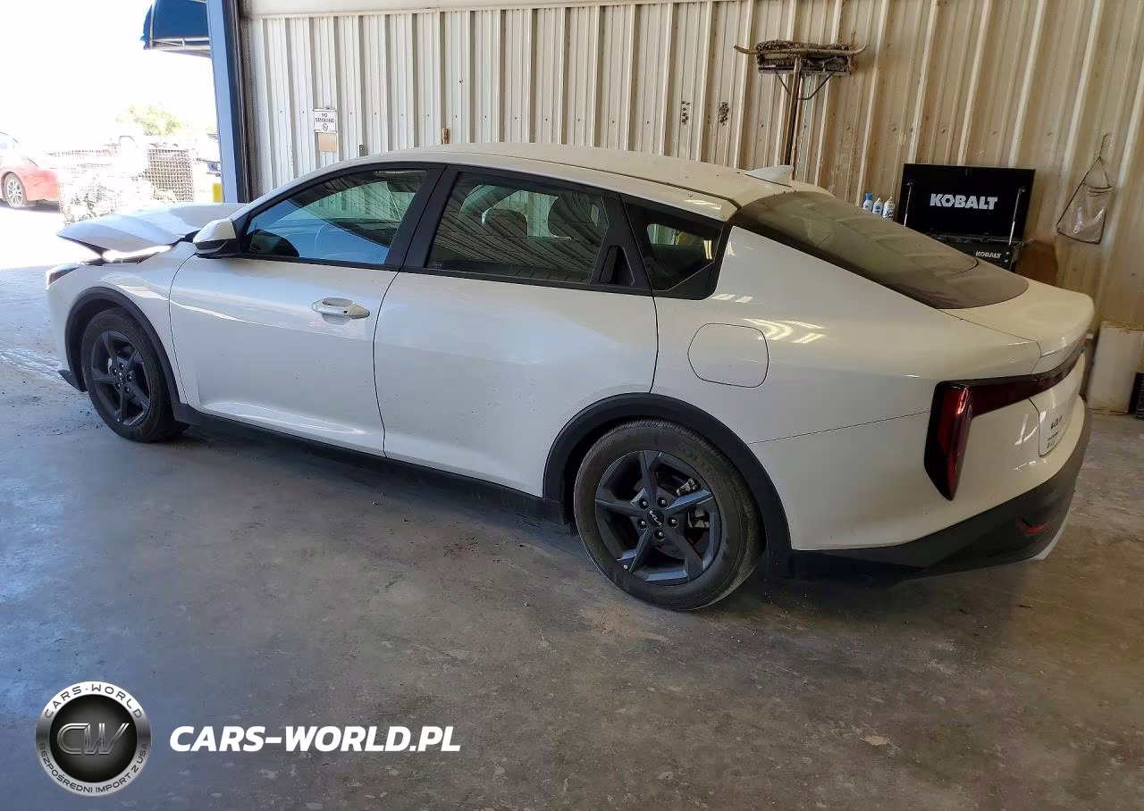 2025 Kia K4 Lxs VIN:3KPFT4DEXSE084076 - 2
