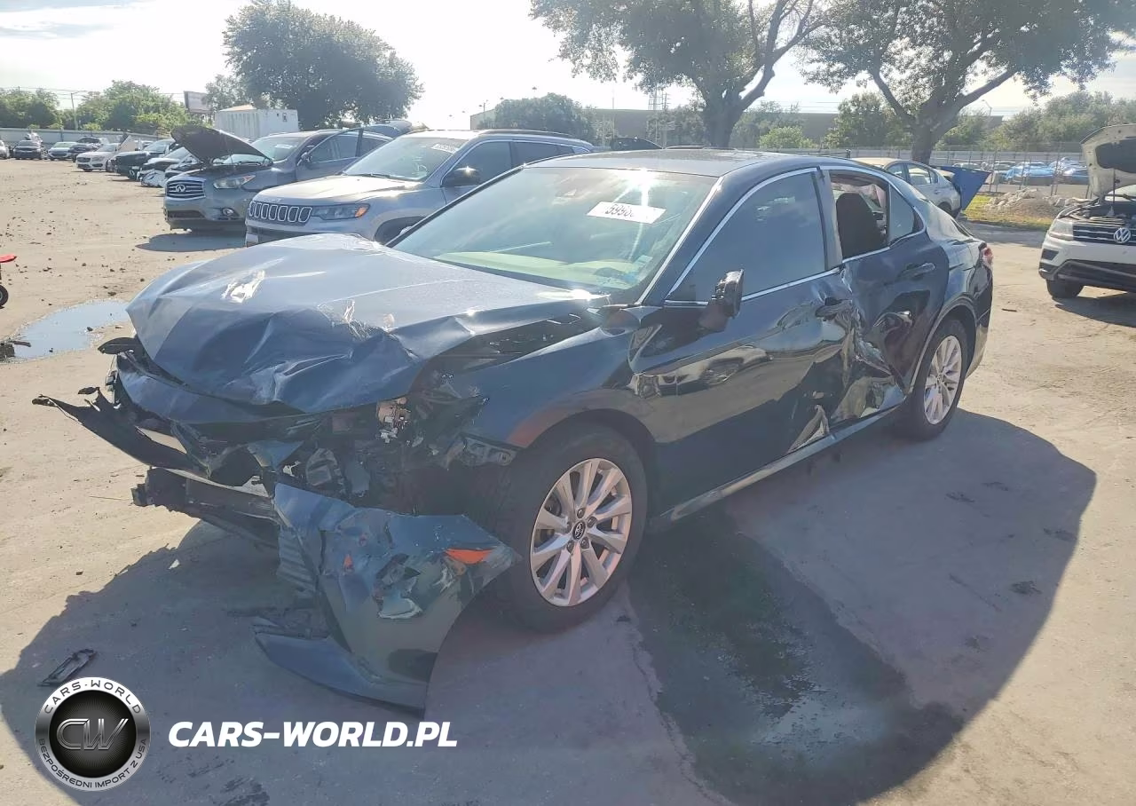 2020 Toyota Camry Le