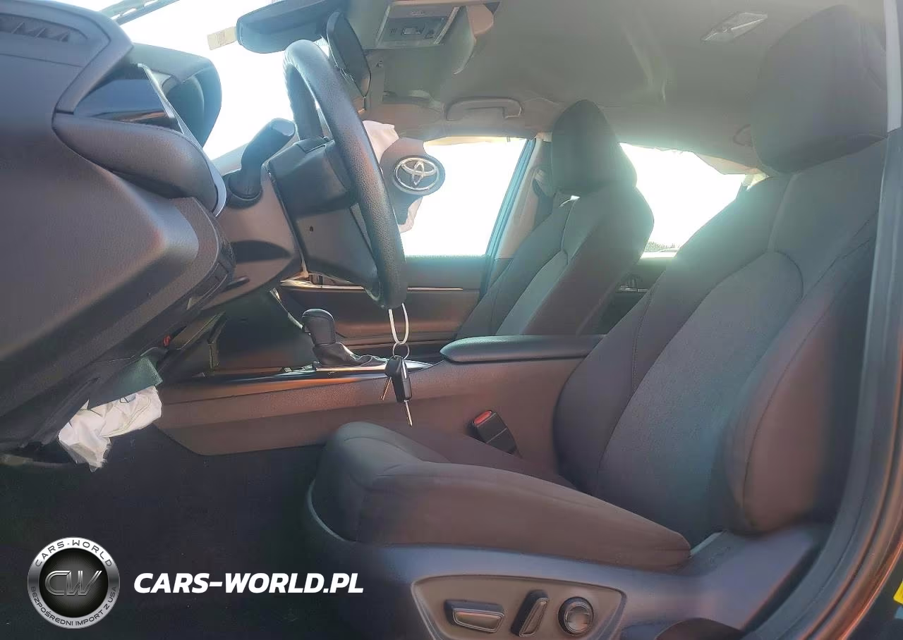 2020 Toyota Camry Le VIN:4T1C11AK7LU895298 - 7