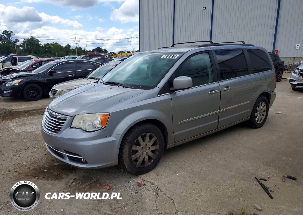 2014 Chrysler Town & Country Touring VIN:2C4RC1BGXER409845 - 1