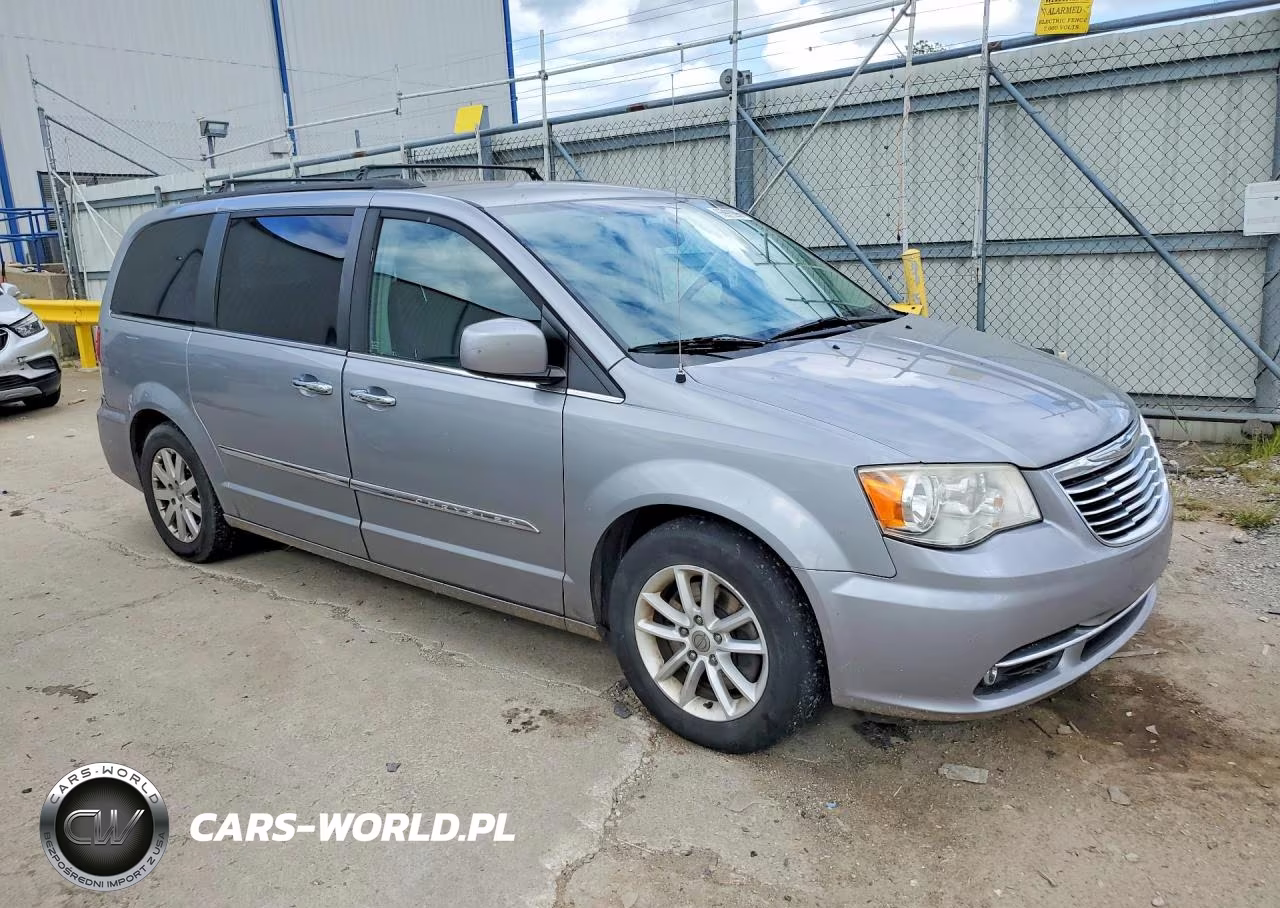 2014 Chrysler Town & Country Touring VIN:2C4RC1BGXER409845 - 4