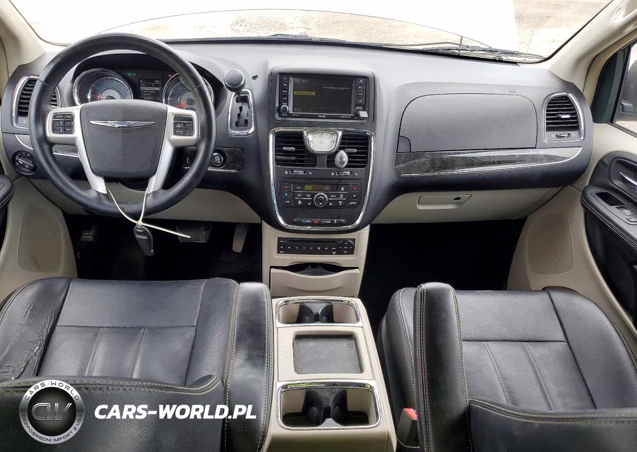2014 Chrysler Town & Country Touring VIN:2C4RC1BGXER409845 - 8
