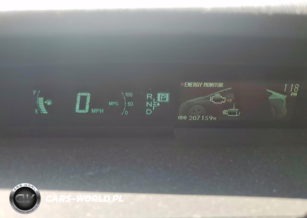2015 Toyota Prius Two VIN:JTDKN3DU4F0400466 - 9