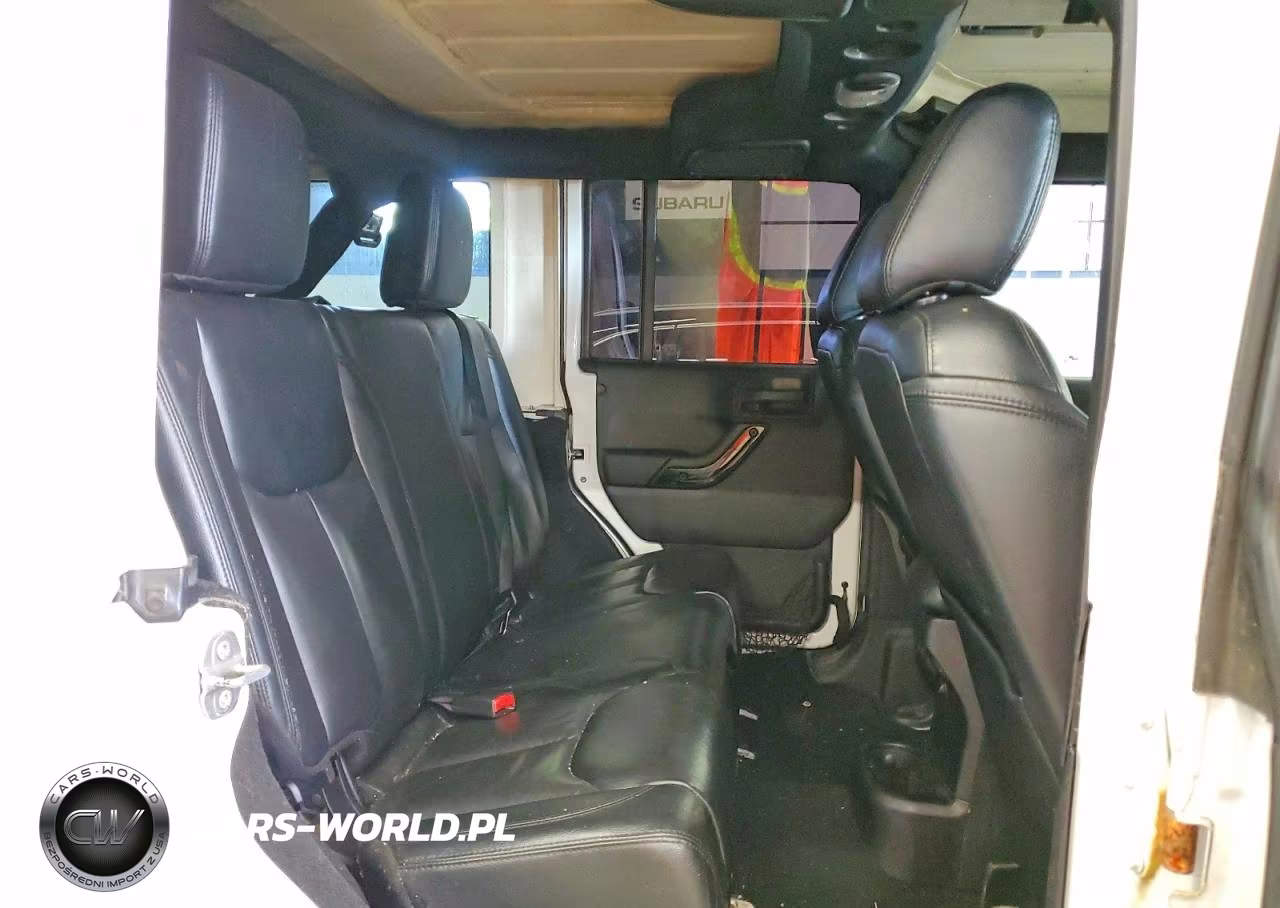 2015 Jeep Wrangler Unlimited Sahara VIN:1C4BJWEG4FL736963 - 10