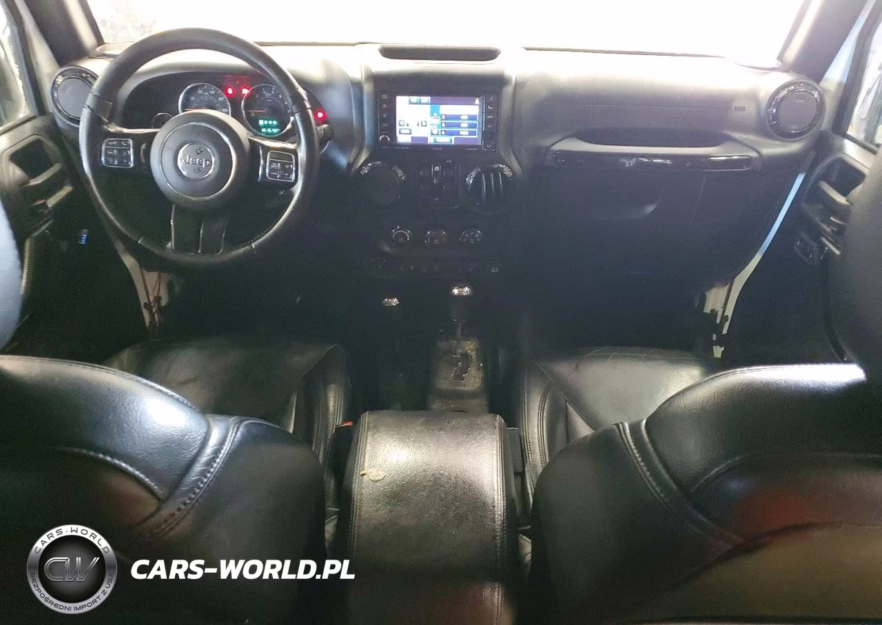 2015 Jeep Wrangler Unlimited Sahara VIN:1C4BJWEG4FL736963 - 8