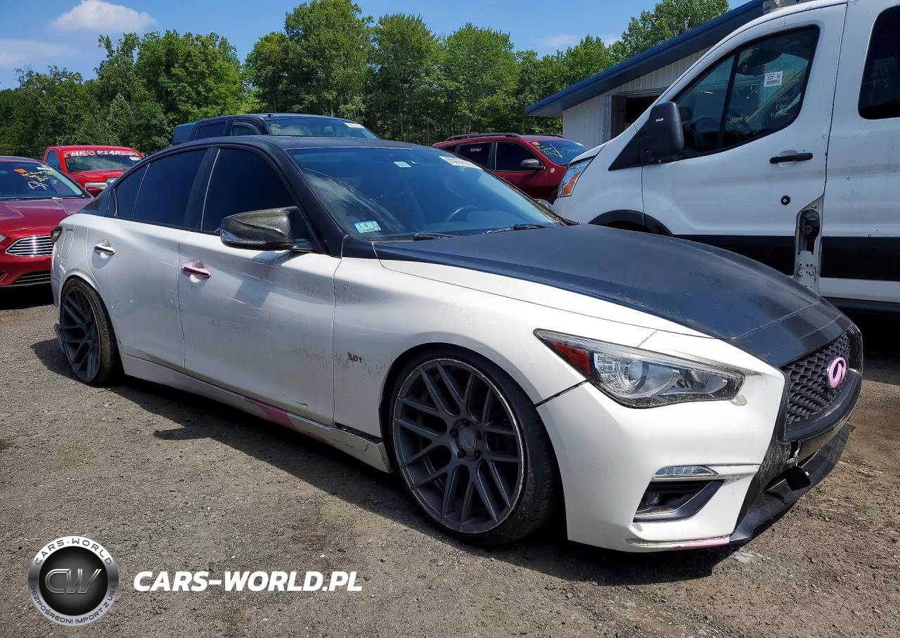 2018 Infiniti Q50 3.0T Luxe VIN:JN1EV7AP3JM352840 - 4