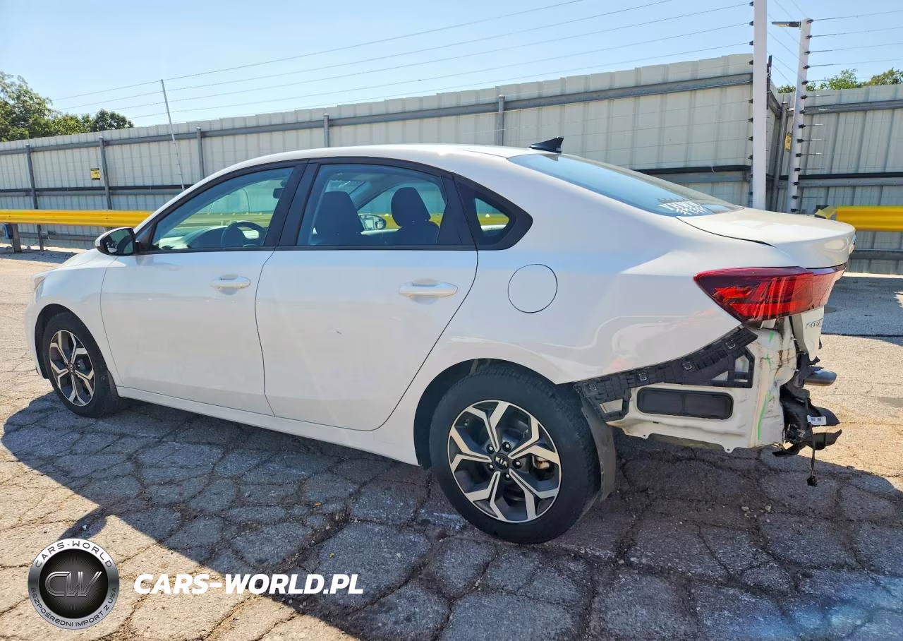 2021 Kia Forte Lxs VIN:3KPF24AD3ME395026 - 2