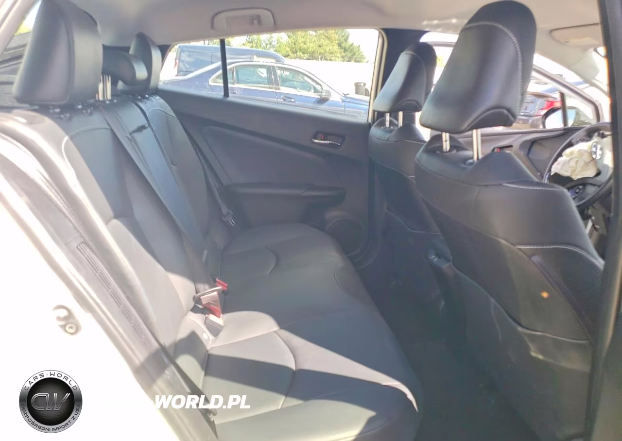 2020 Toyota Prius Prime Xle VIN:JTDKARFP5L3143821 - 10