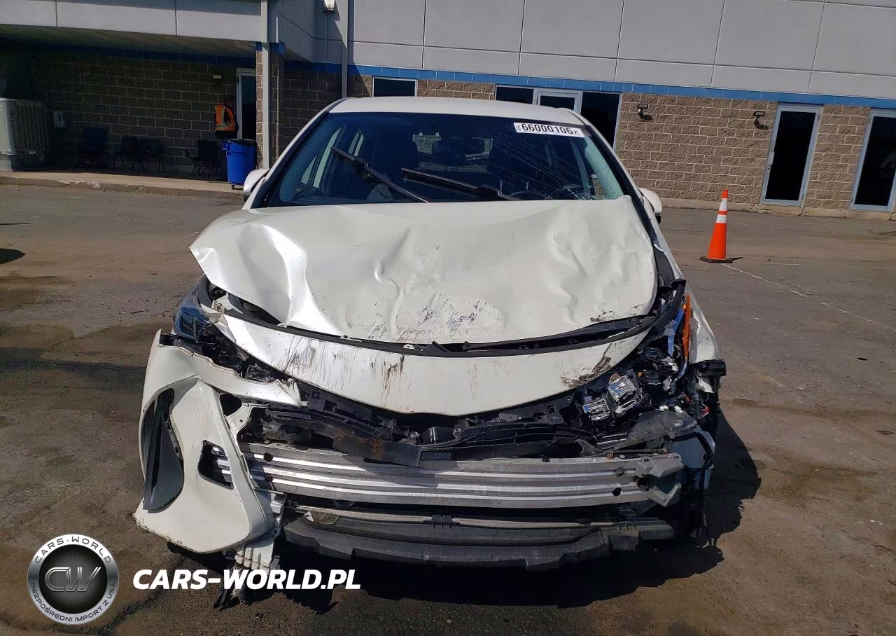 2020 Toyota Prius Prime Xle VIN:JTDKARFP5L3143821 - 5