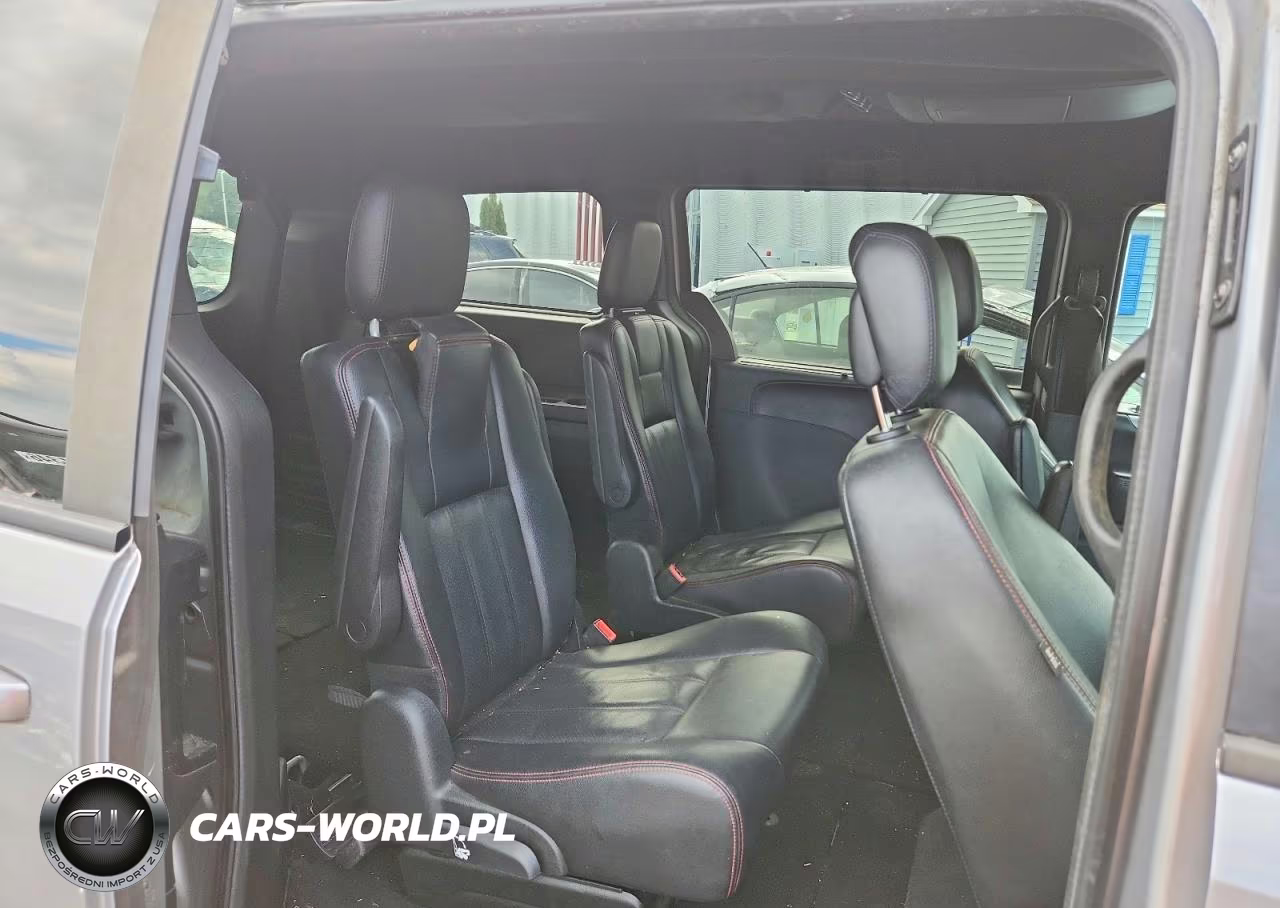 2018 Dodge Grand Caravan Gt VIN:2C4RDGEG4JR196476 - 11