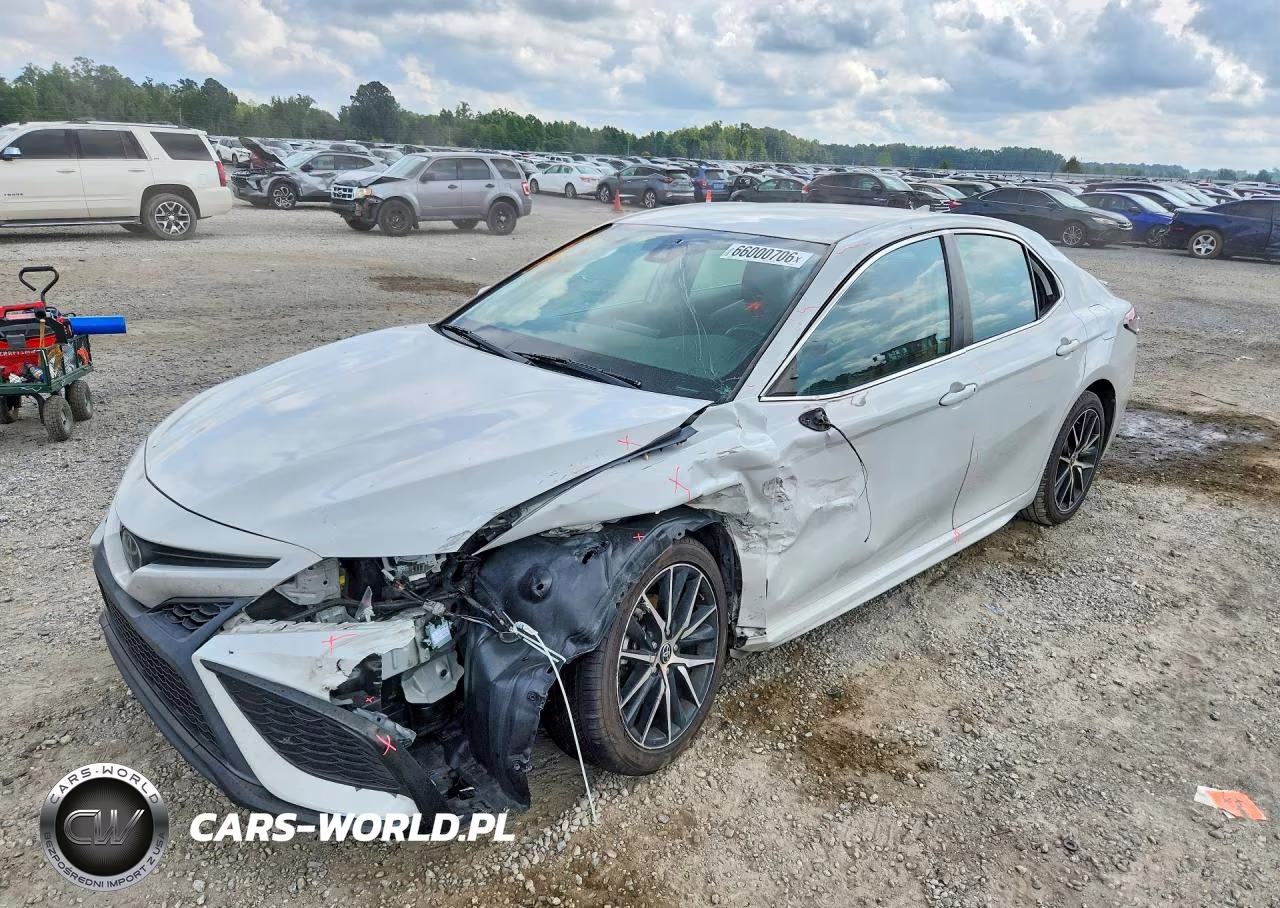 2022 Toyota Camry Se – zdjęcie 1 z 12