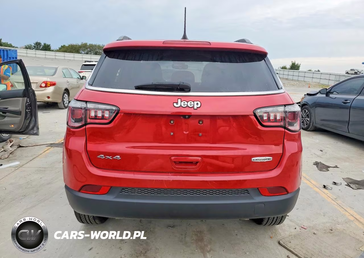 2024 Jeep Compass Latitude Lux VIN:3C4NJDFN7RT591165 - 6