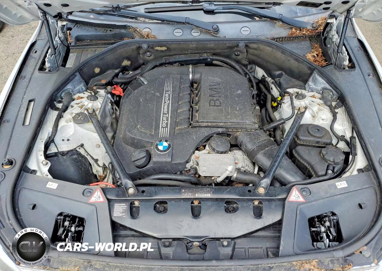 2012 BMW 535 Xigt VIN:WBASP2C50CC338862 - 11