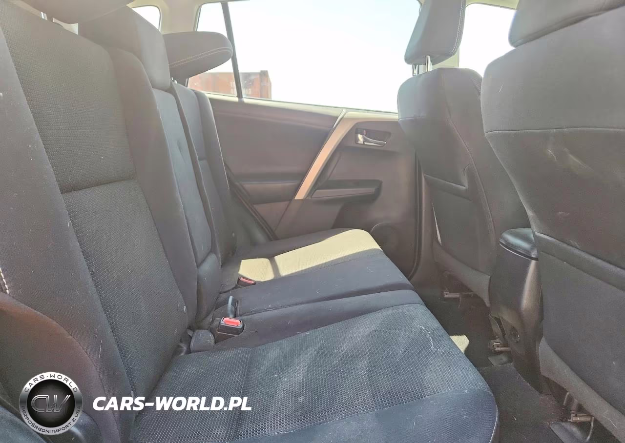 2018 Toyota Rav4 Xle VIN:2T3WFREV9JW467089 - 11