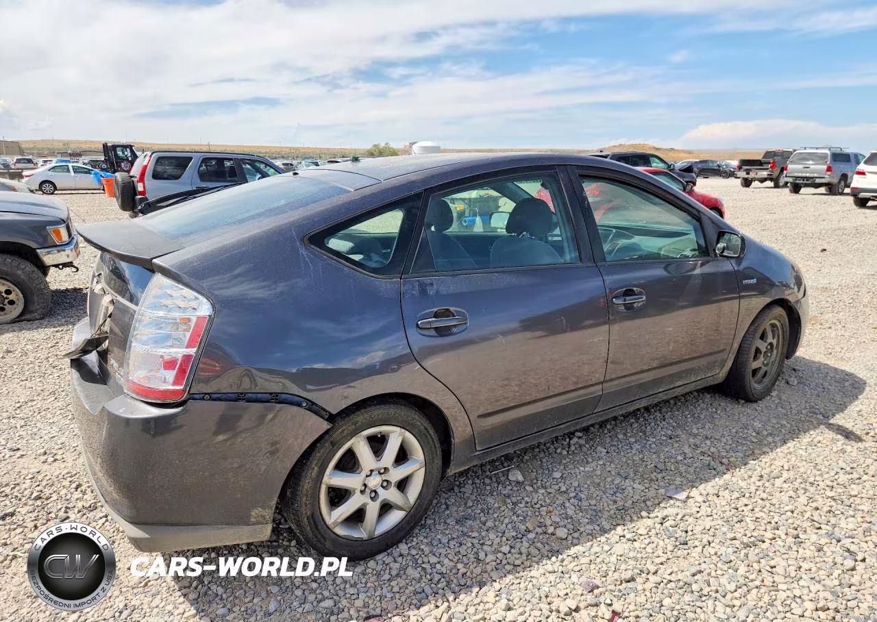 2008 Toyota Prius Touring VIN:JTDKB20U583428531 - 3