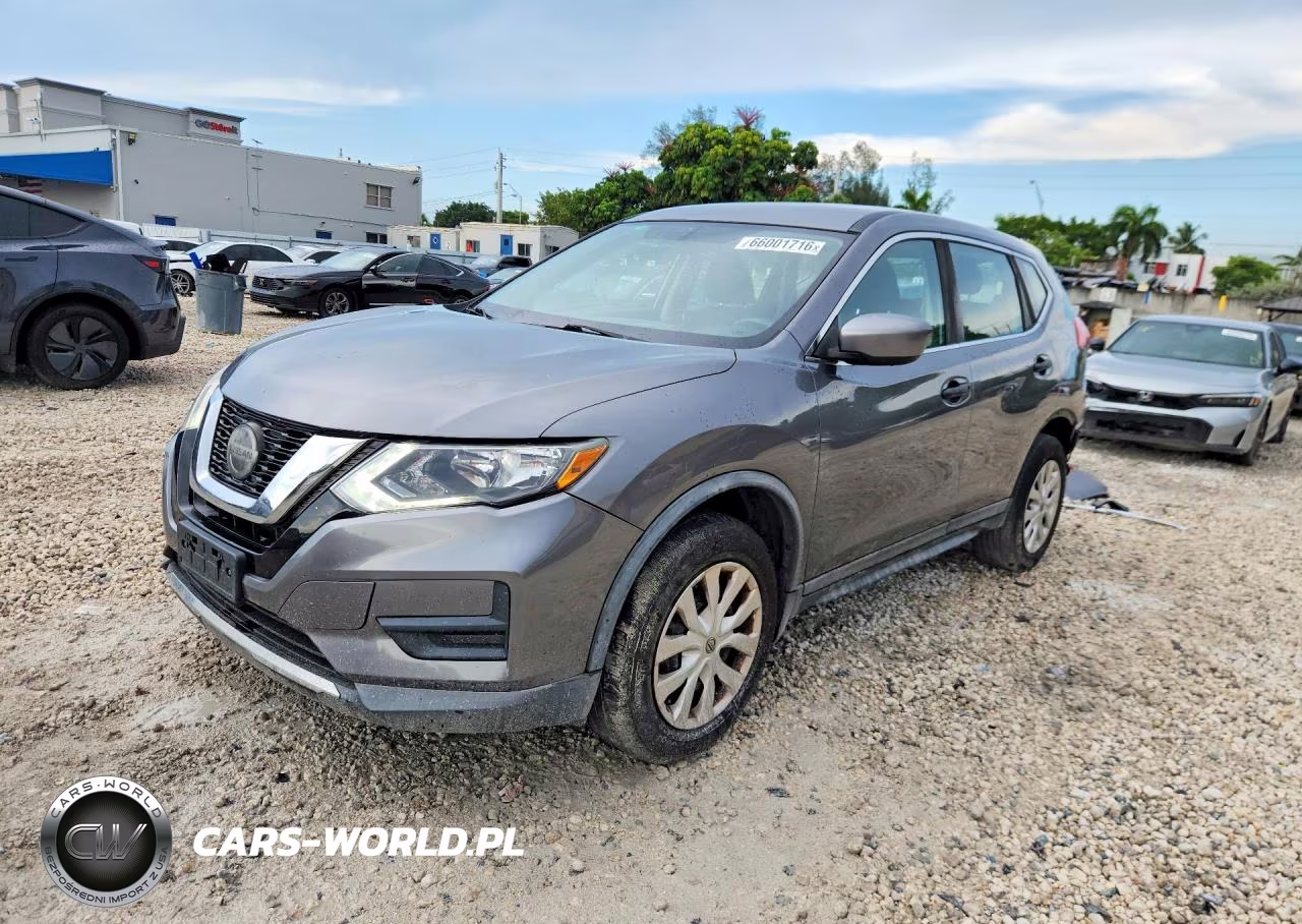 2018 Nissan Rogue S – zdjęcie 1 z 13