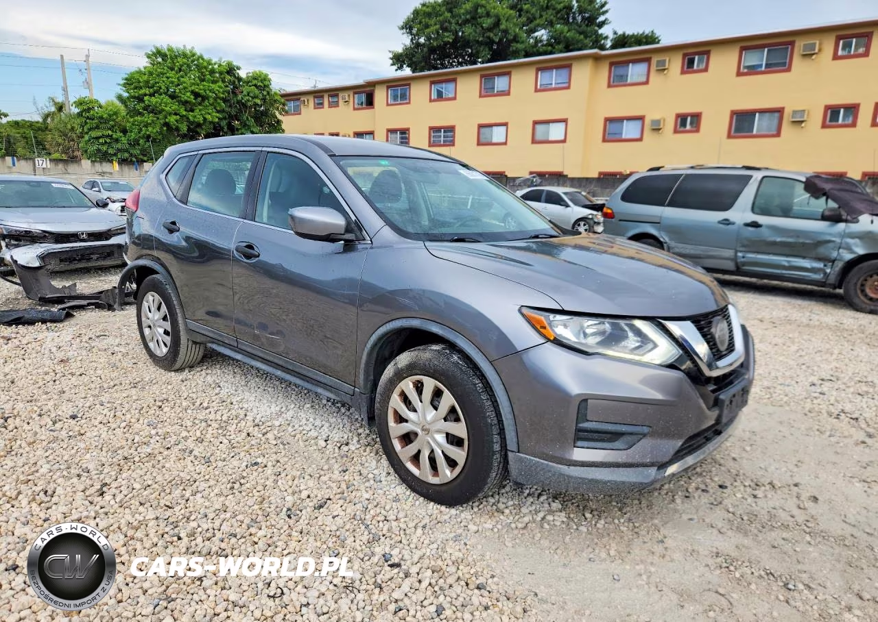 2018 Nissan Rogue S VIN:KNMAT2MV6JP511802 - 4