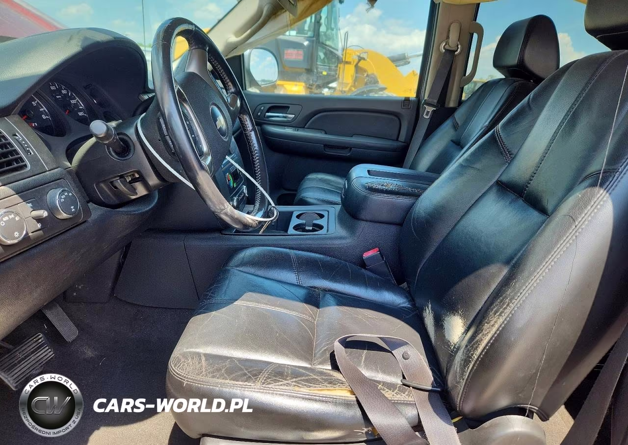 2007 Chevrolet Avalanche K1500 VIN:3GNFK12317G261765 - 7