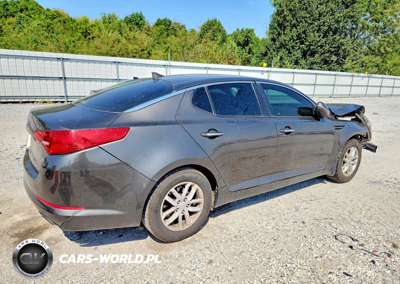 2013 Kia Optima Lx VIN:5XXGM4A73DG130719 - 3
