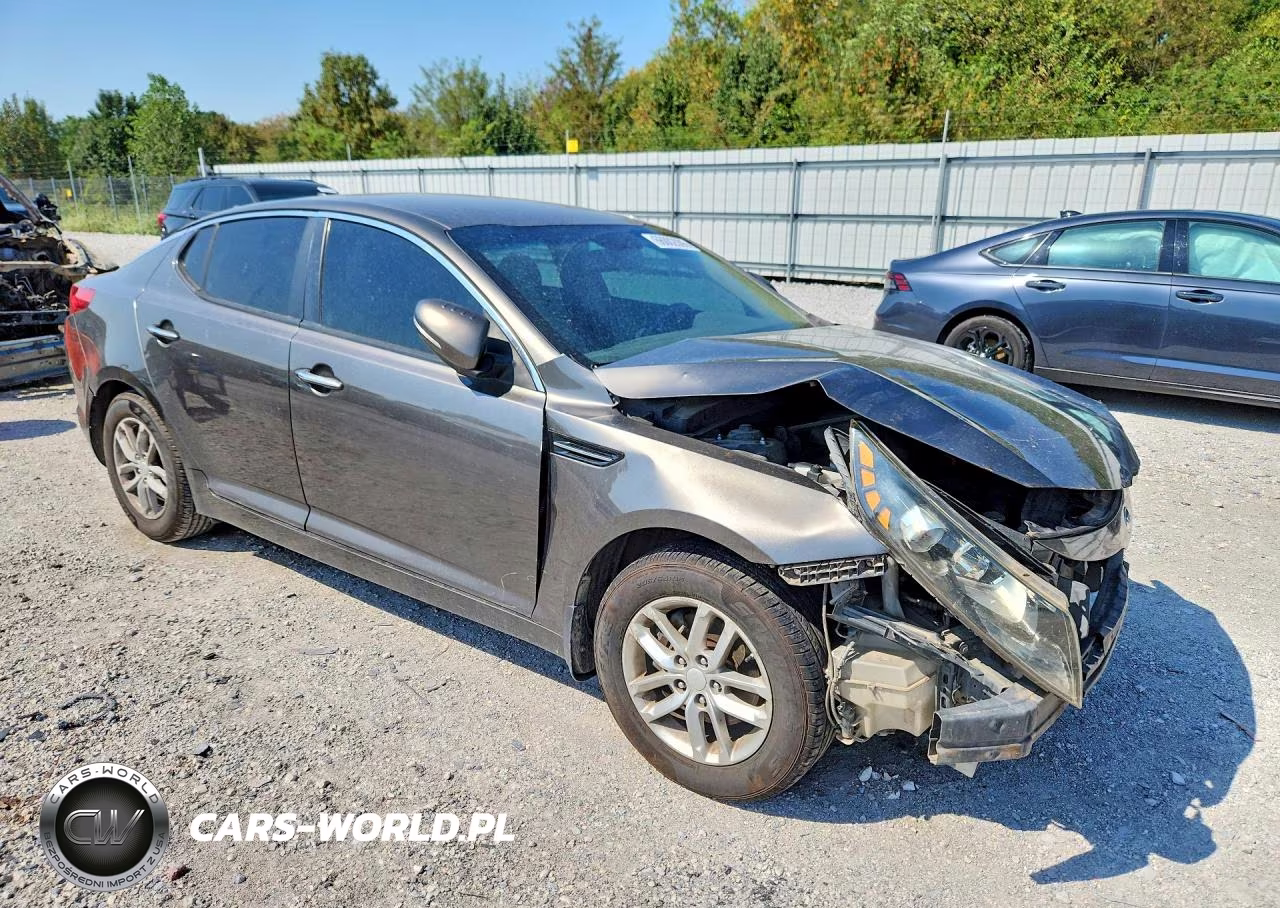 2013 Kia Optima Lx VIN:5XXGM4A73DG130719 - 4