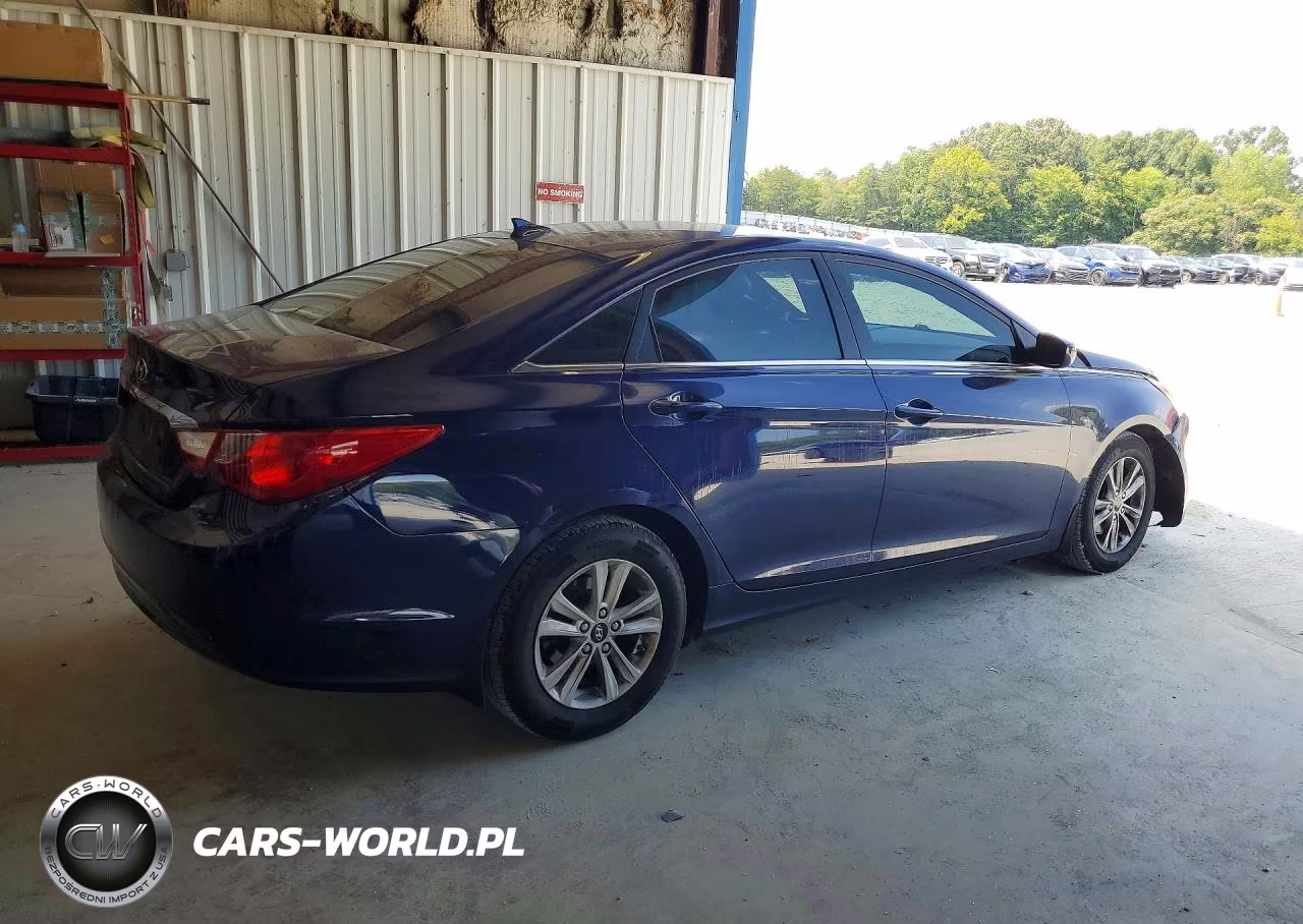2012 Hyundai Sonata Gls VIN:5NPEB4AC0CH450657 - 3