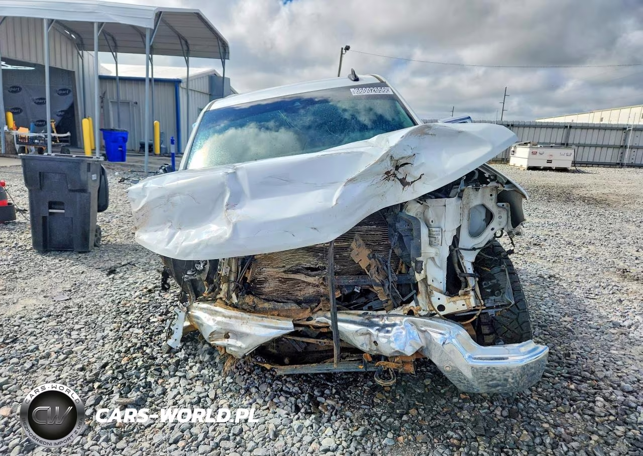 2024 Chevrolet Silverado K1500 Lt VIN:1GCUDDED8RZ165716 - 5