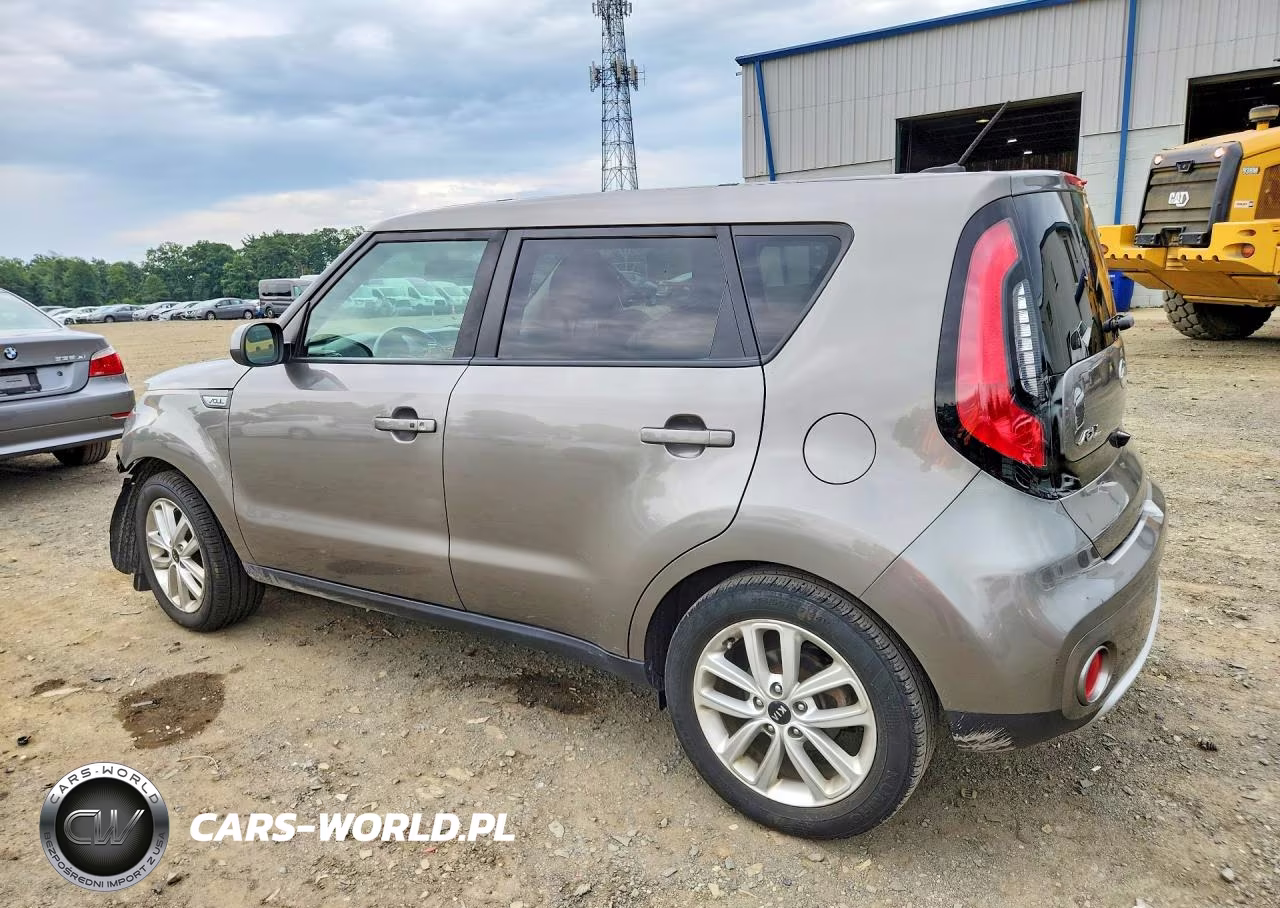 2019 Kia Soul + VIN:KNDJP3A57K7019697 - 2