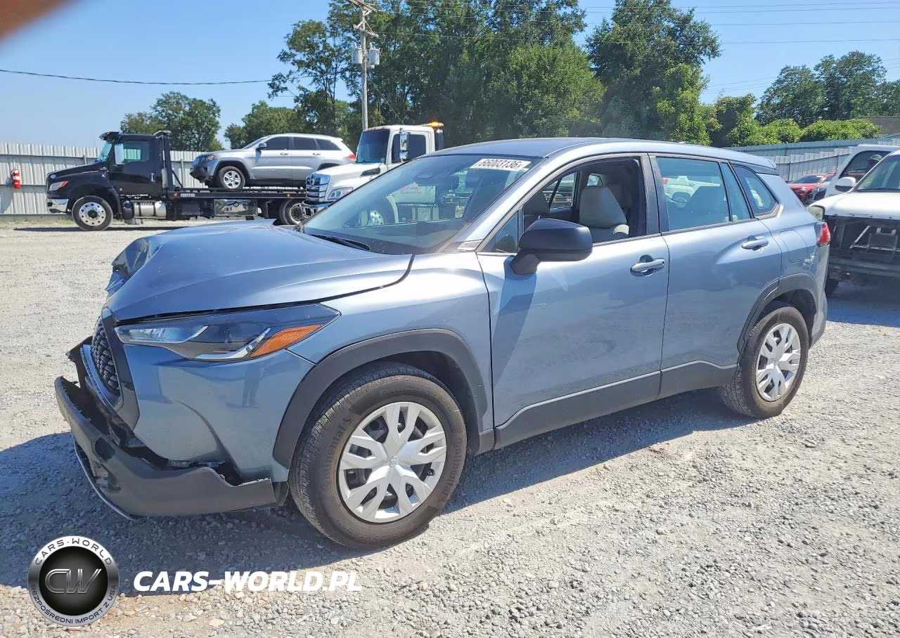 2024 Toyota Corolla Cross L VIN:7MUAAAAG7RV104889 - 1