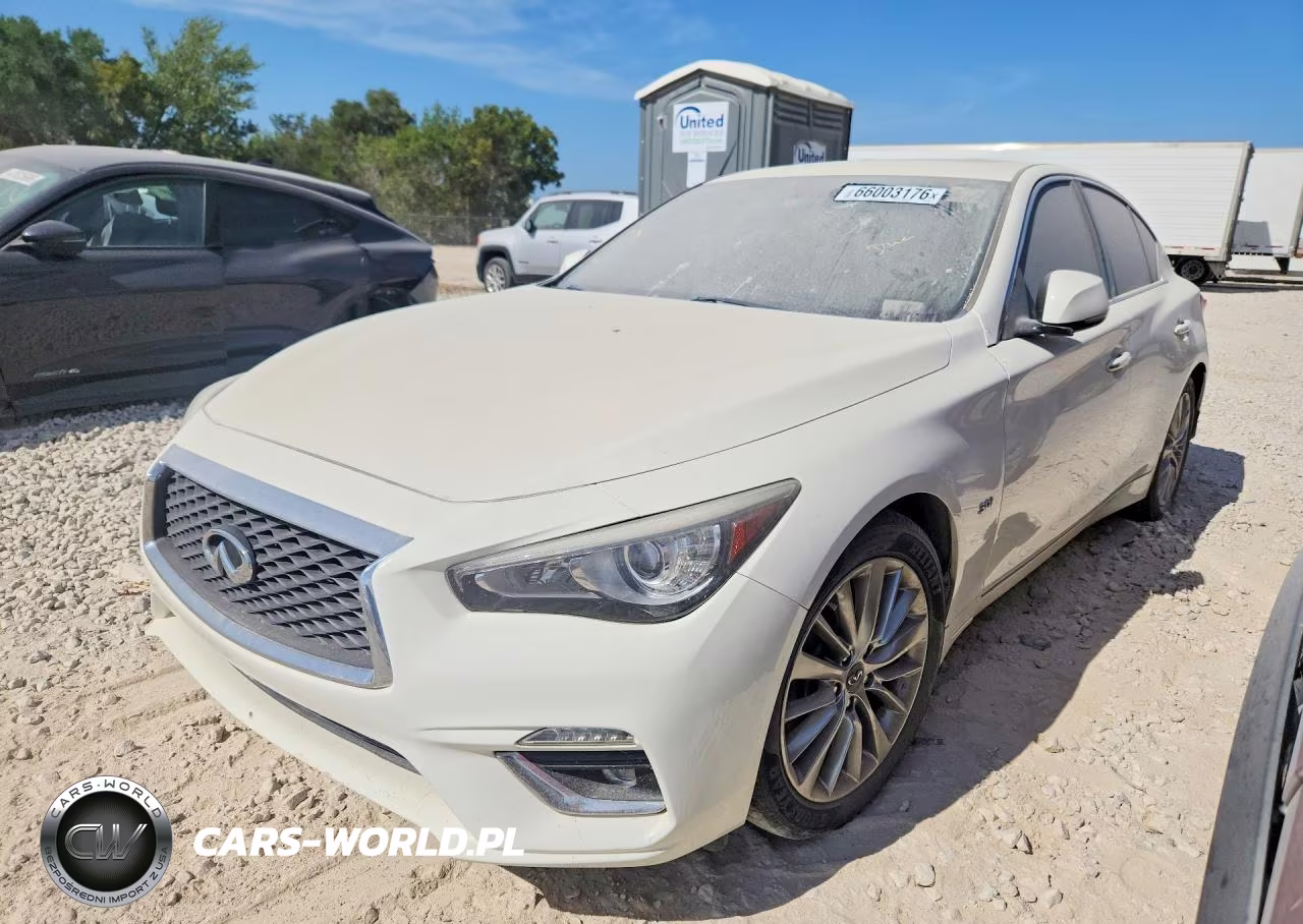 2018 Infiniti Q50 3.0T Luxe – zdjęcie 1 z 12