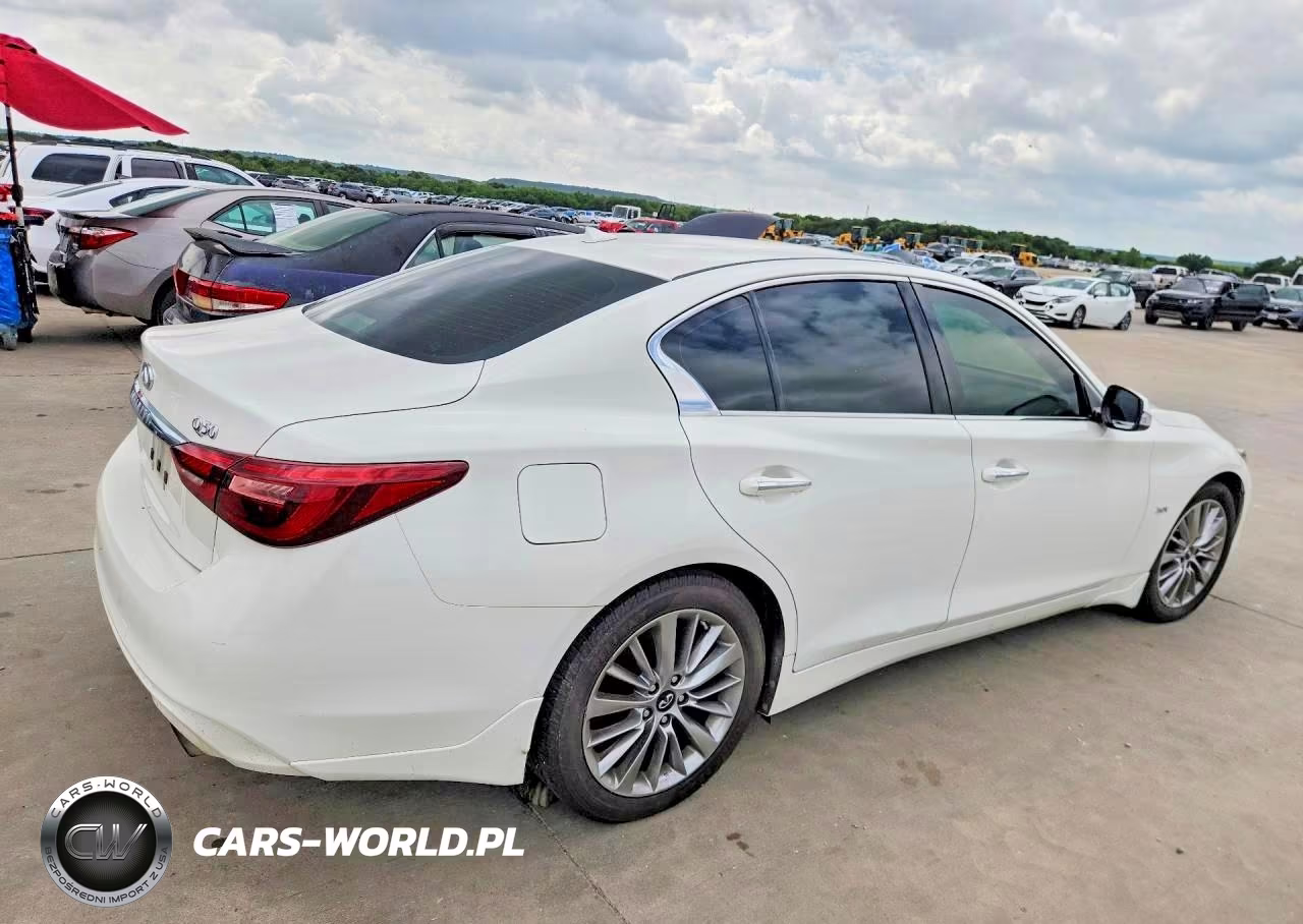 2018 Infiniti Q50 3.0T Luxe VIN:JN1EV7AP7JM350590 - 3