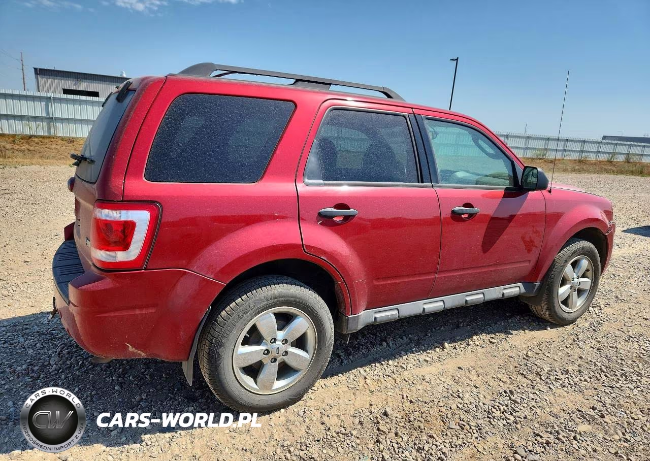 2012 Ford Escape Xlt VIN:1FMCU9DG2CKC83163 - 3