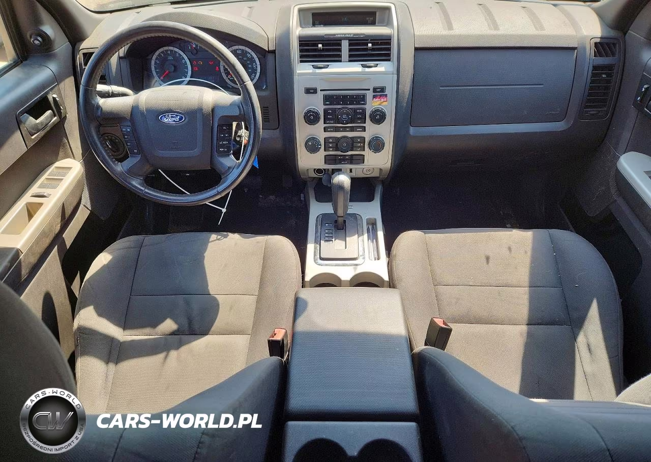 2012 Ford Escape Xlt VIN:1FMCU9DG2CKC83163 - 8