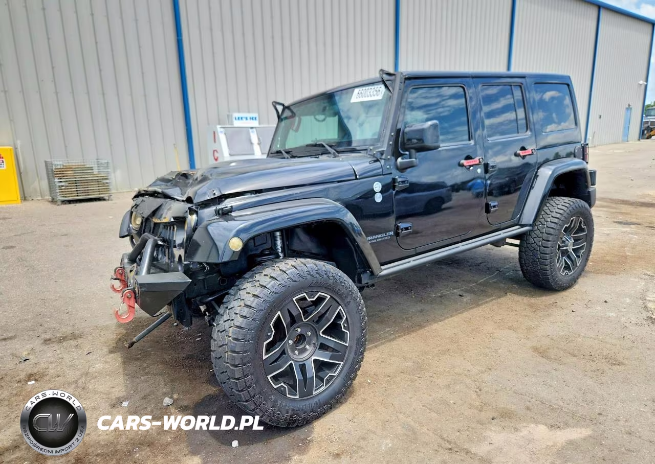 2015 Jeep Wrangler Unlimited Sahara – zdjęcie 1 z 13