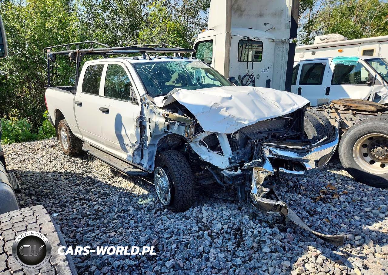 2020 Ram 2500 Tradesman VIN:3C6UR5CJ9LG303293 - 4