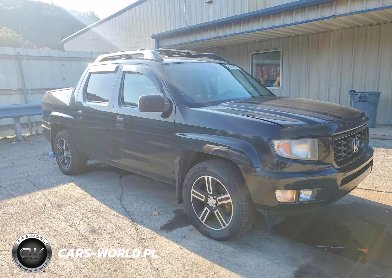2013 Honda Ridgeline Sport VIN:5FPYK1F72DB011510 - 4