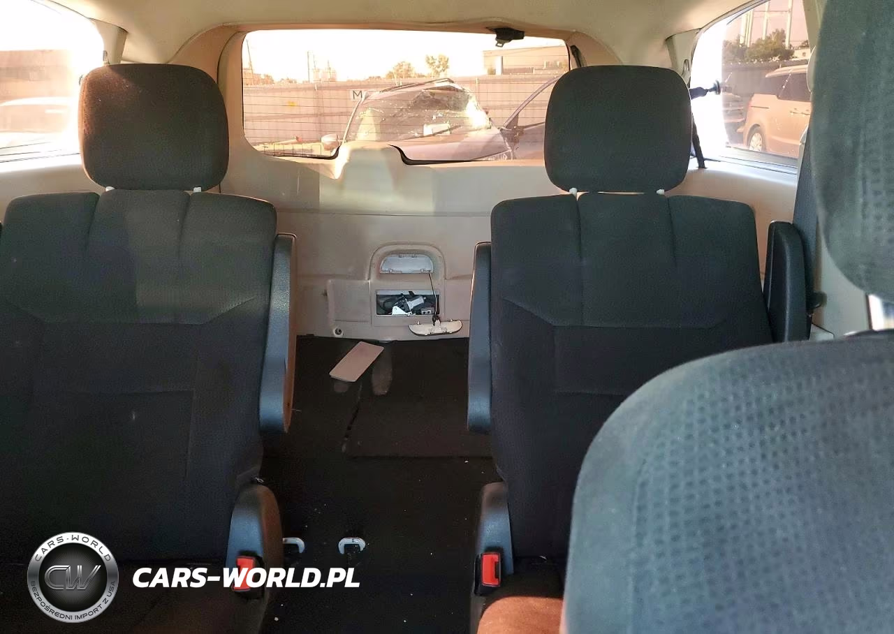 2011 Dodge Grand Caravan Crew VIN:2D4RN5DG9BR750988 - 10
