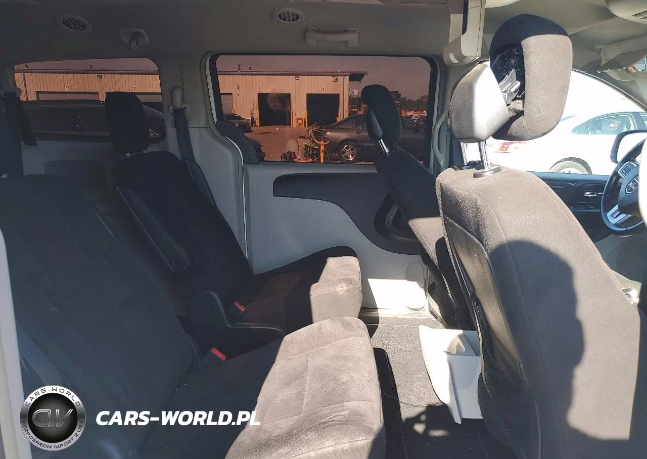 2011 Dodge Grand Caravan Crew VIN:2D4RN5DG9BR750988 - 11