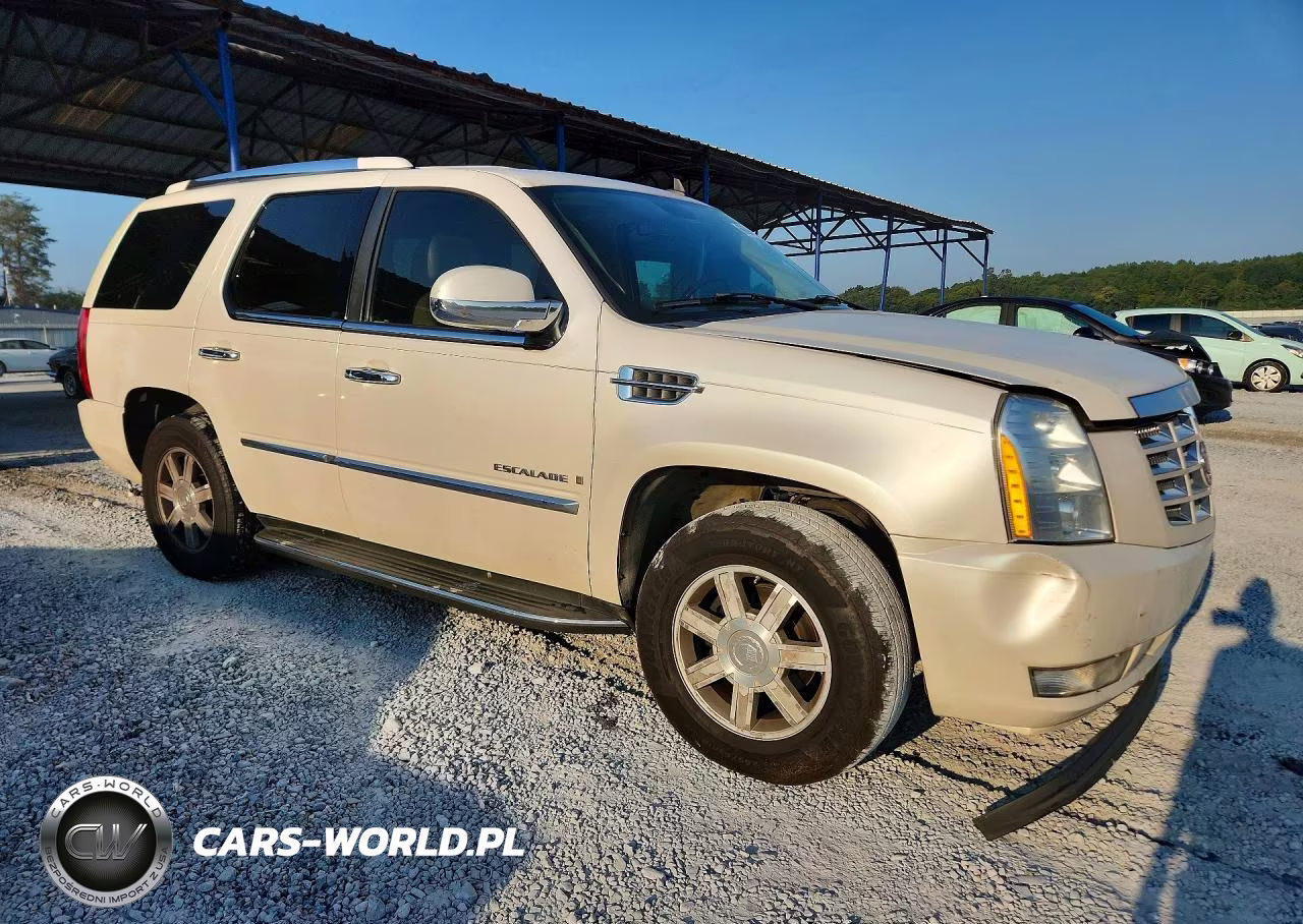 2007 Cadillac Escalade Luxury VIN:1GYFK638X7R179723 - 4