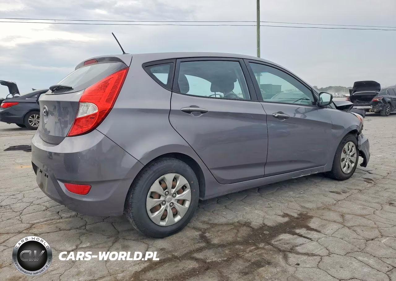 2015 Hyundai Accent Gs VIN:KMHCT5AE1FU230297 - 3