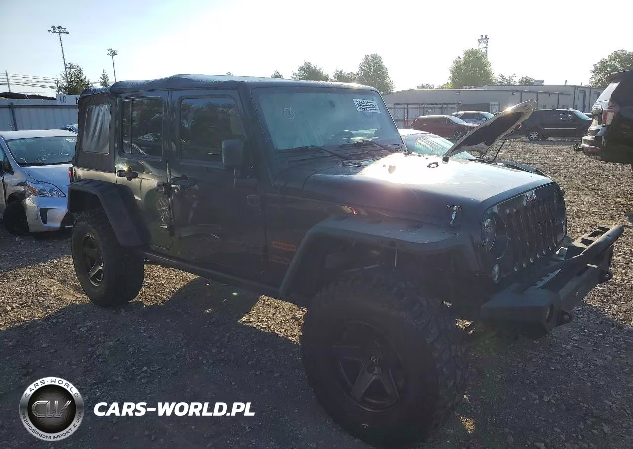 2016 Jeep Wrangler VIN:1C4BJWDGXGL119294 - 4