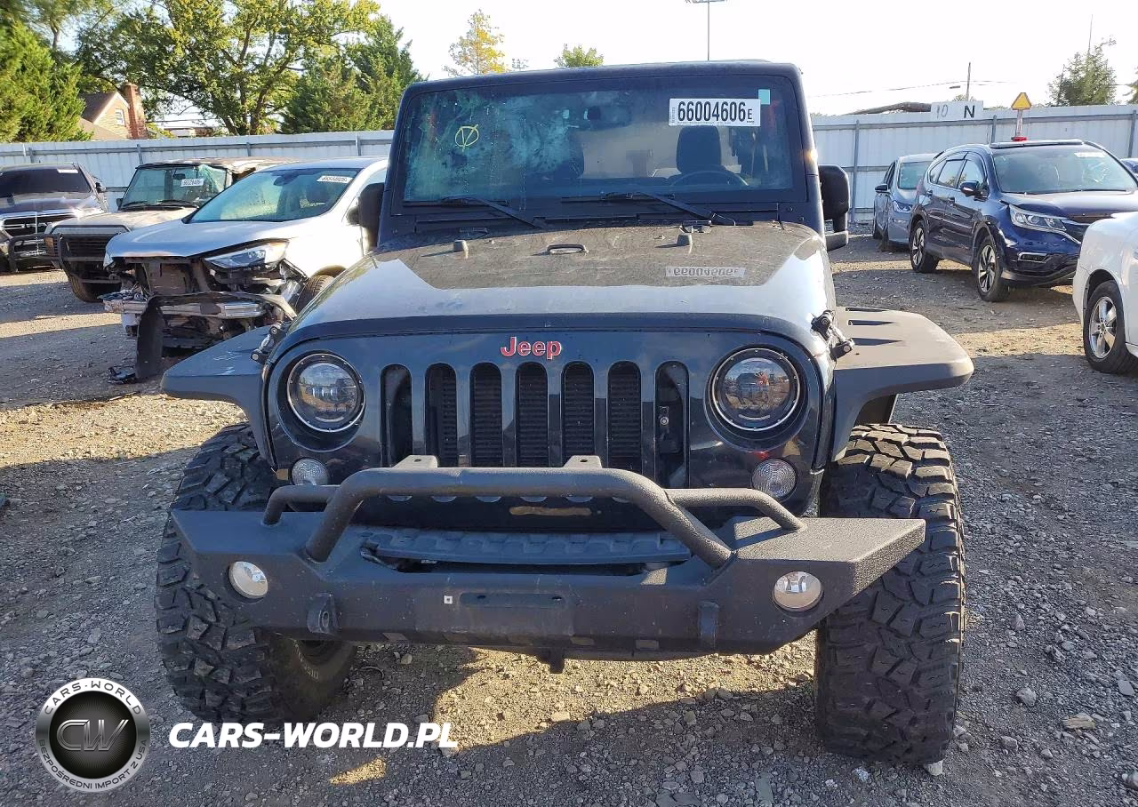 2016 Jeep Wrangler VIN:1C4BJWDGXGL119294 - 5
