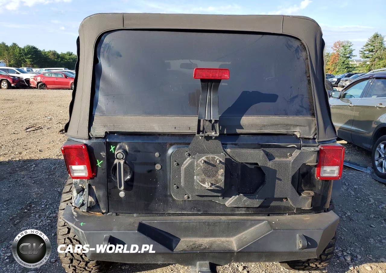 2016 Jeep Wrangler VIN:1C4BJWDGXGL119294 - 6
