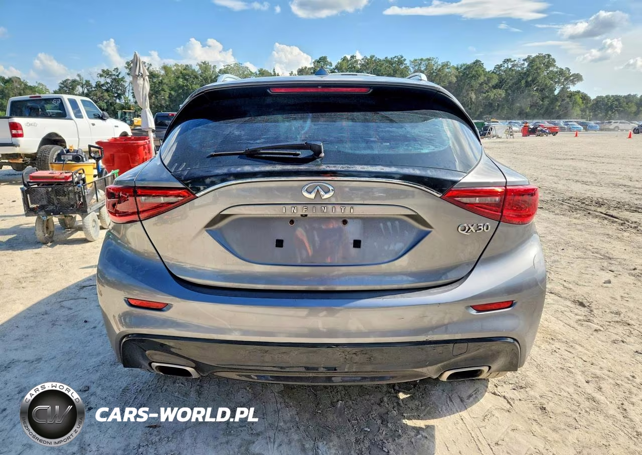 2017 Infiniti Qx30 Premium VIN:SJKCH5CP8HA015604 - 6
