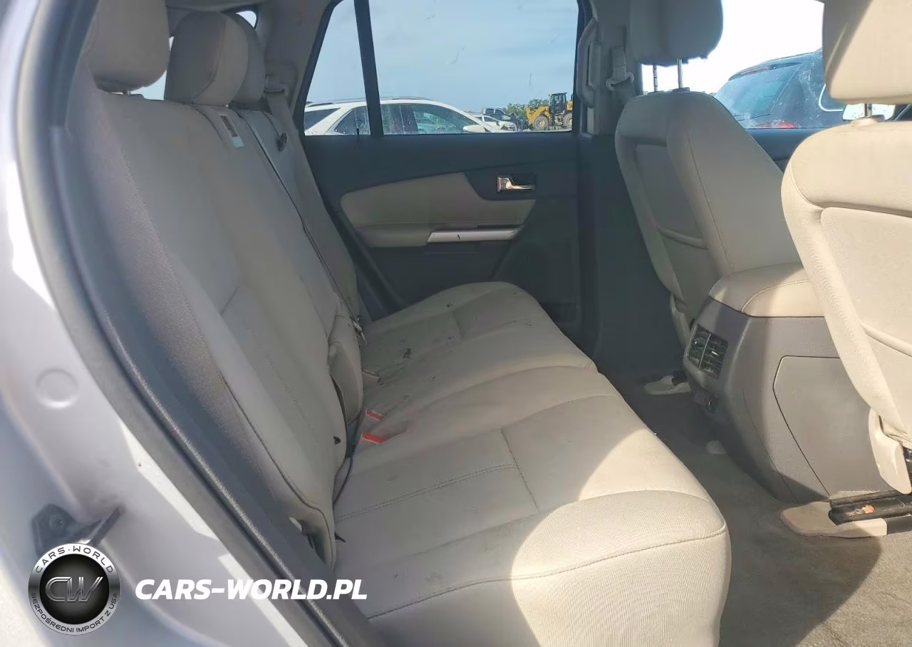 2012 Ford Edge Se VIN:2FMDK3GC3CBA71835 - 11