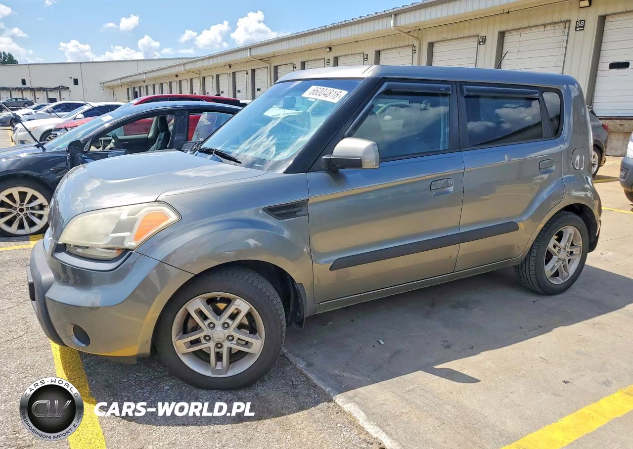 2010 Kia Soul + VIN:KNDJT2A22A7180095 - 1