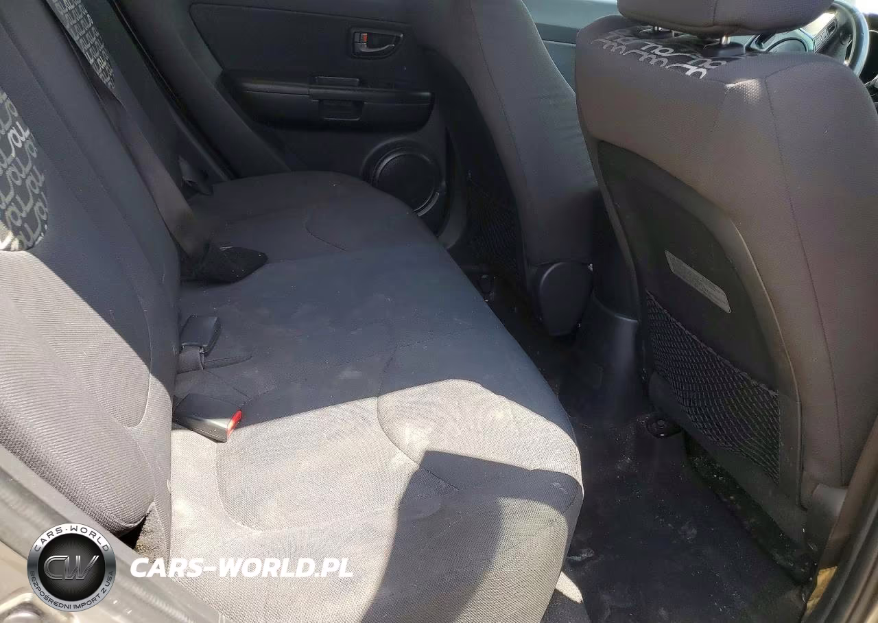 2010 Kia Soul + VIN:KNDJT2A22A7180095 - 10