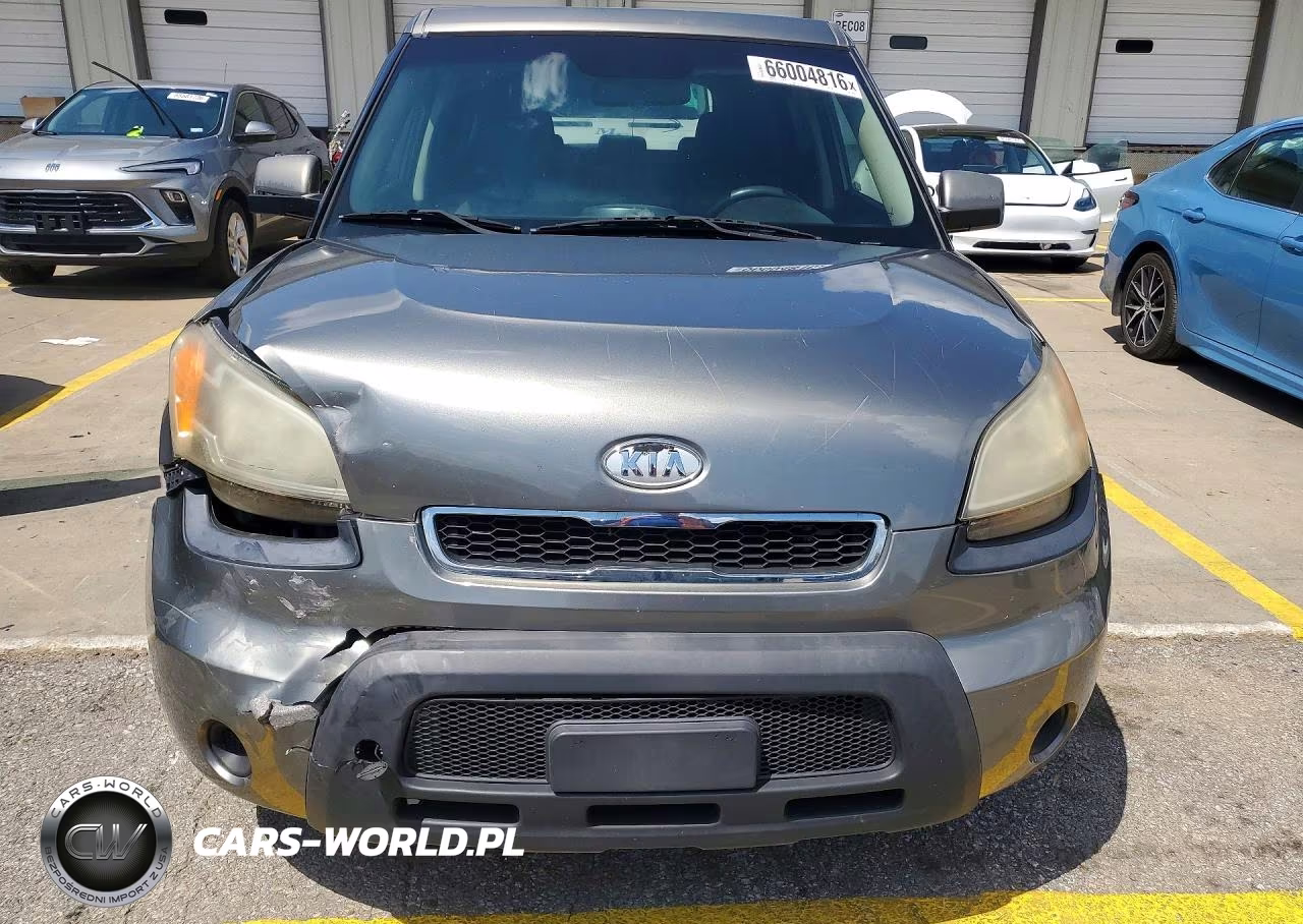 2010 Kia Soul + VIN:KNDJT2A22A7180095 - 5