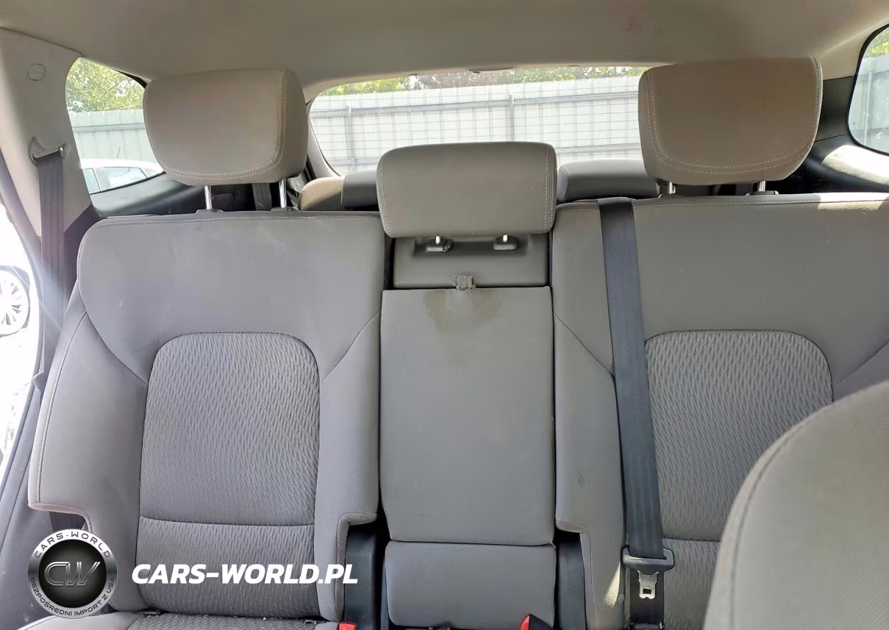 2017 Hyundai Santa Fe Se VIN:KM8SMDHF4HU225177 - 10