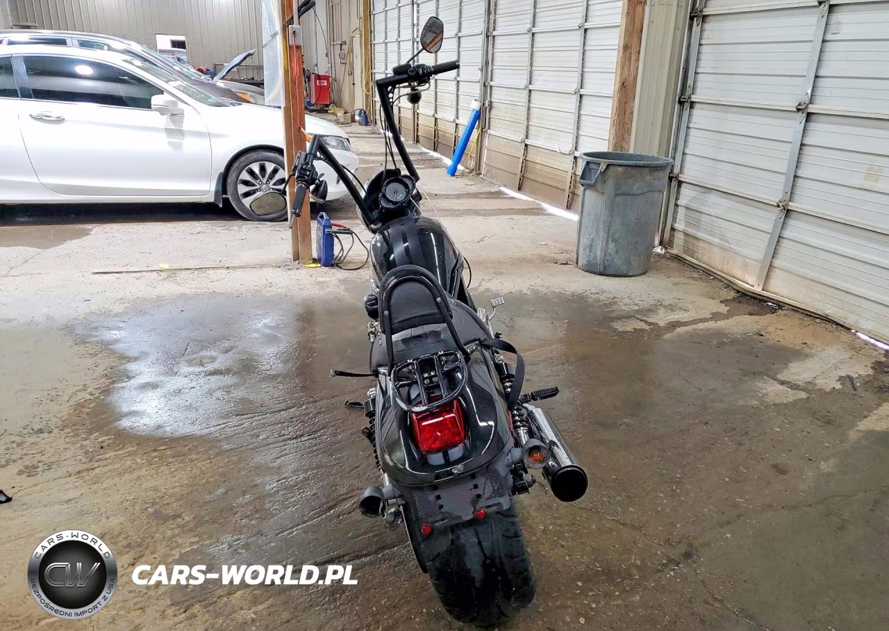 2007 Harley-Davidson Vrscdx VIN:1HD1HHZ117K807129 - 4