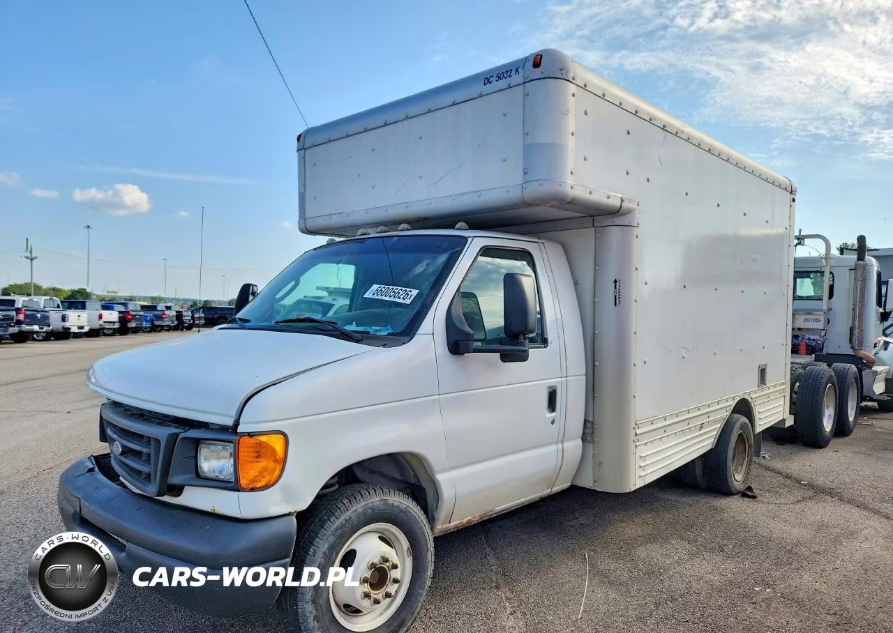 2007 Ford E450 Box Truck